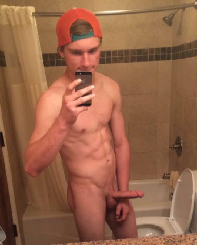 Muscle Boy Nude