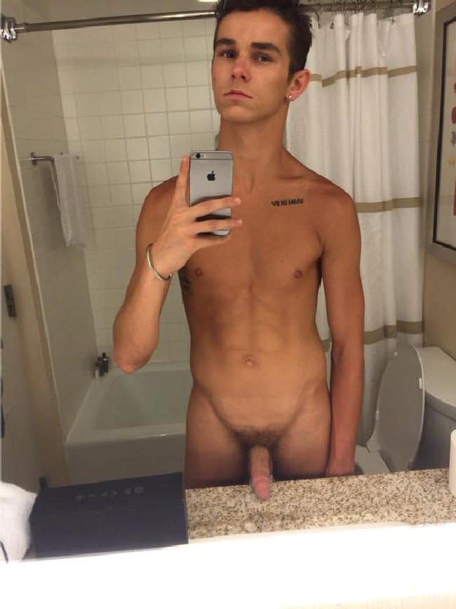 Perfect Nude Boy